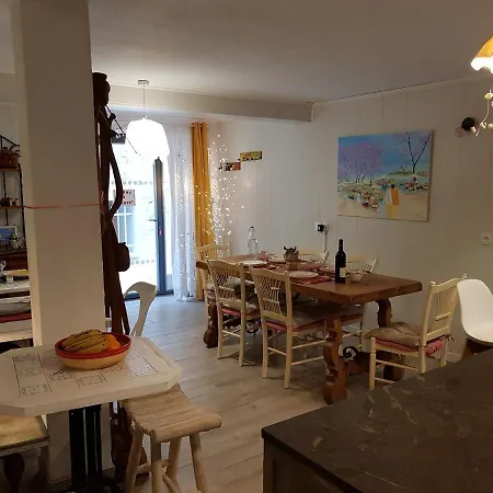 بيت ضيافة Chez Olivia Et Rene سان كوينتين-لا-بوتيريه