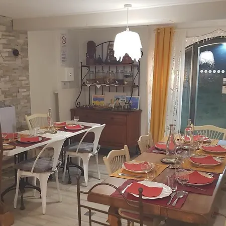 Chez Olivia Et Rene
